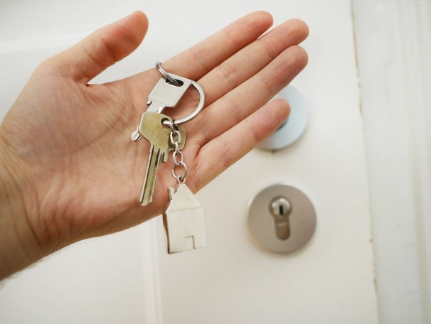 https://TinaDamato.StopRentingStartOwning.com